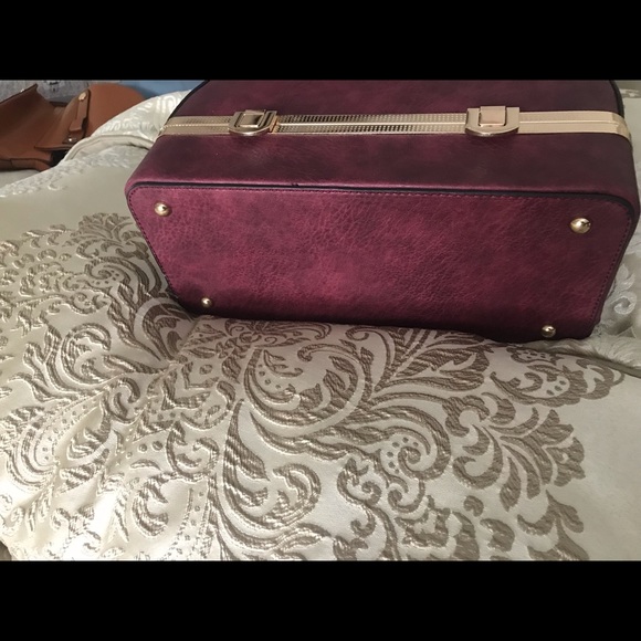 Handbag - Picture 3 of 3